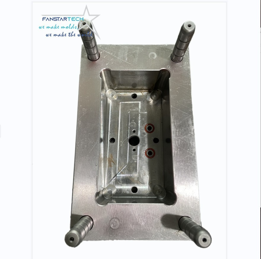 机电零件塑料外壳注塑模具厂传感器控制器插座高质量塑料模具厂家