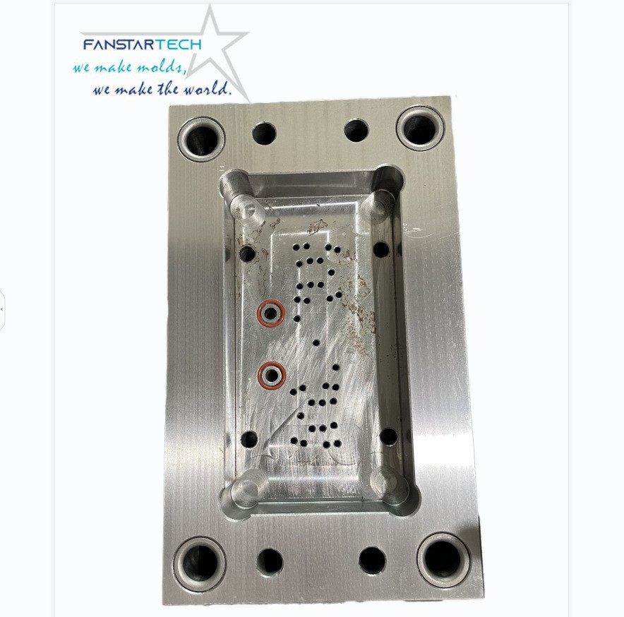 机电零件塑料外壳注塑模具厂传感器控制器插座高质量塑料模具厂家